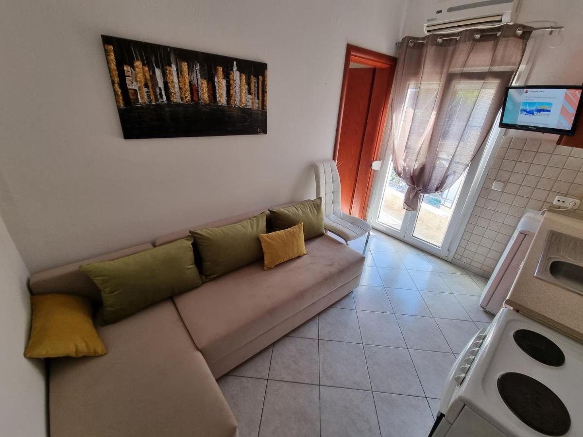Premium Suites Ofrínion Dış mekan fotoğraf