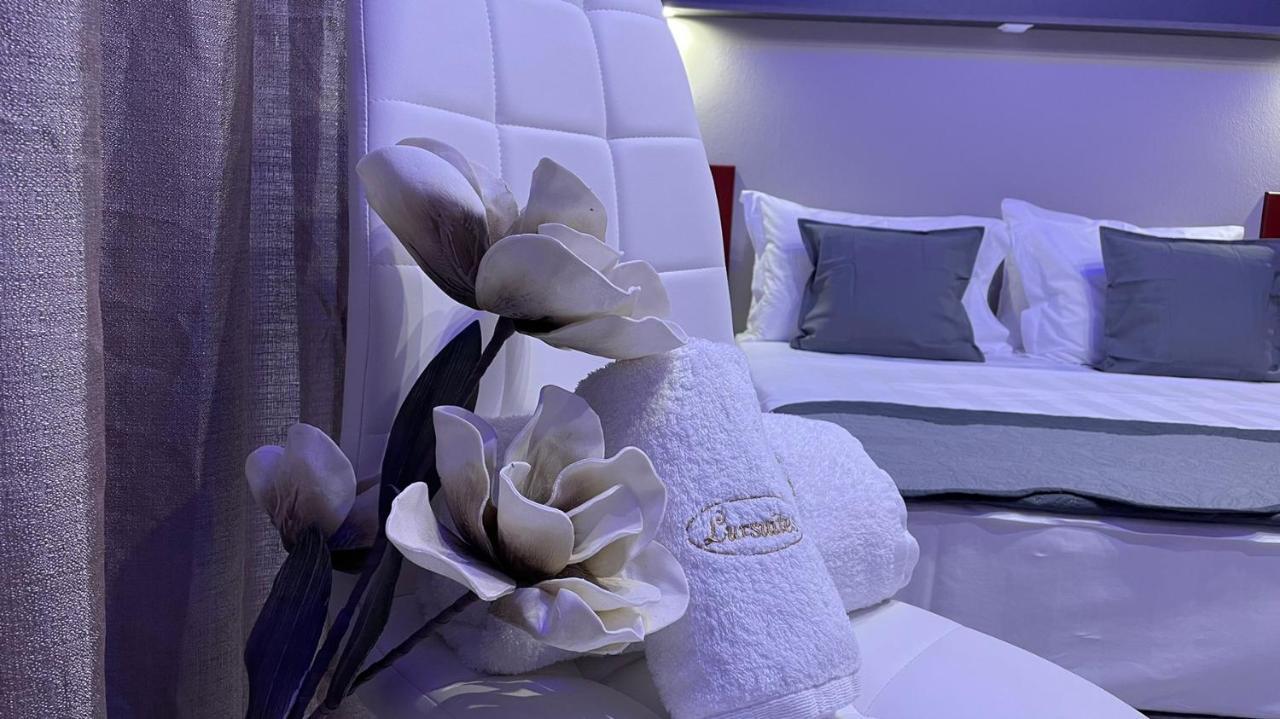 Premium Suites Ofrínion Dış mekan fotoğraf