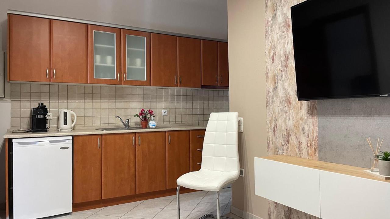 Premium Suites Ofrínion Dış mekan fotoğraf