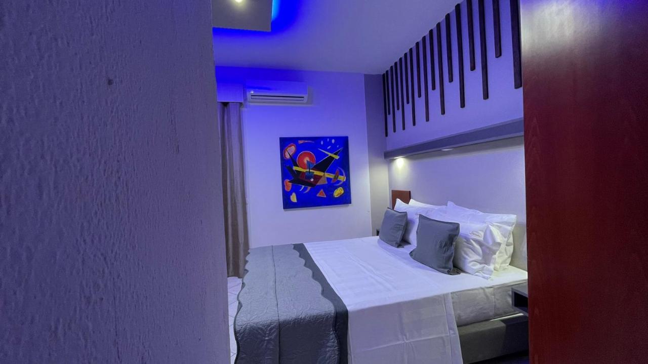 Premium Suites Ofrínion Dış mekan fotoğraf
